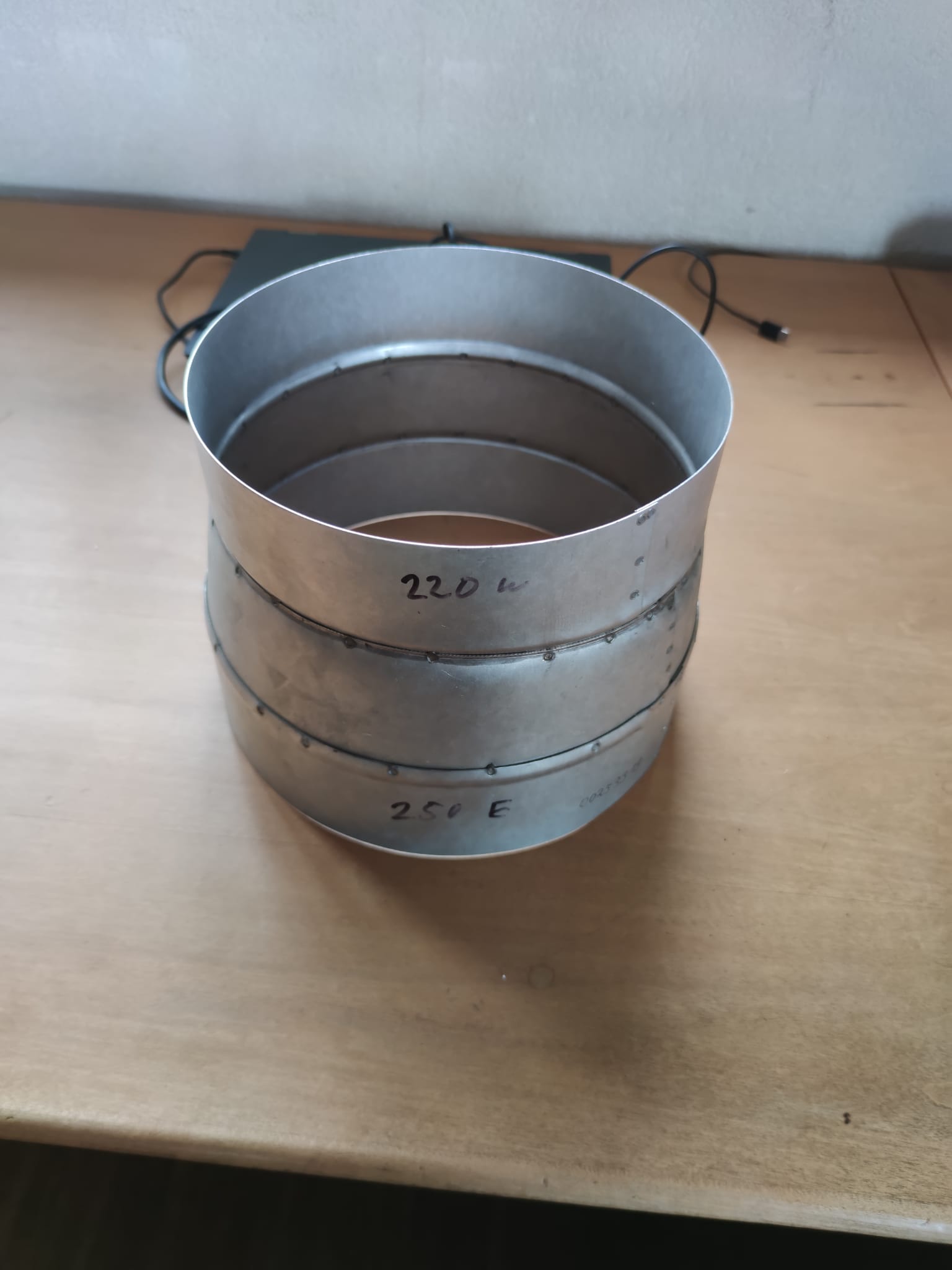 (BLOB)élargissement de 220 mm à 250 mm-1 (BLOB)élargissement de 220 mm à 250 mm-1