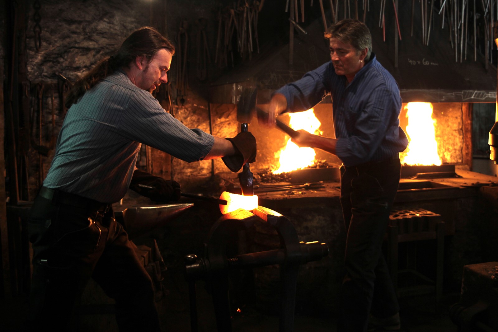 Schweizer Schmiedehemd weiss, XS-2 Schweizer Schmiedehemd weiss, XS-2