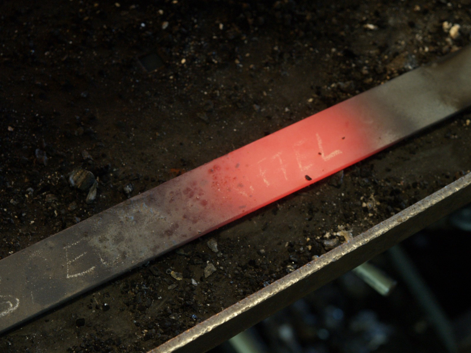 (BLOB)crayon d'ardoise enrobé de bois-2 (BLOB)crayon d'ardoise enrobé de bois-2