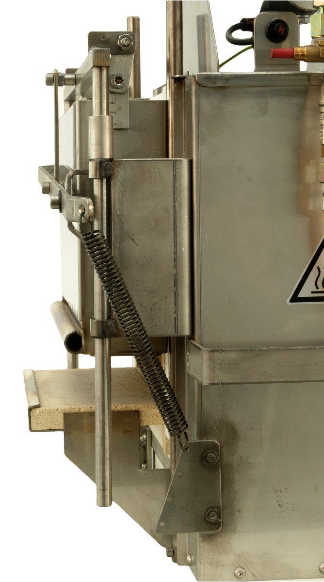 (BLOB)propane gas forge oven type P-302-3 (BLOB)propane gas forge oven type P-302-3